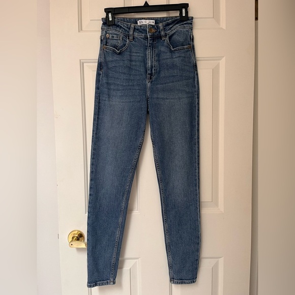 ZARA Basic High Waist Skinny Fit Jeans 4 - Picture 2 of 11